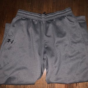 Men’s grey under armour sweatpants